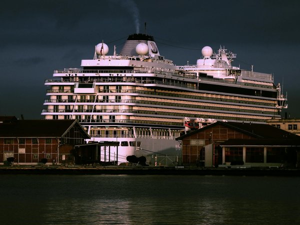 Discover the Best Spots to Join an Authentic English Baking Class!